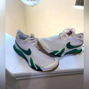 Nike court reactor vapor